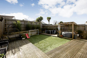 Photo 5- click for photo gallery